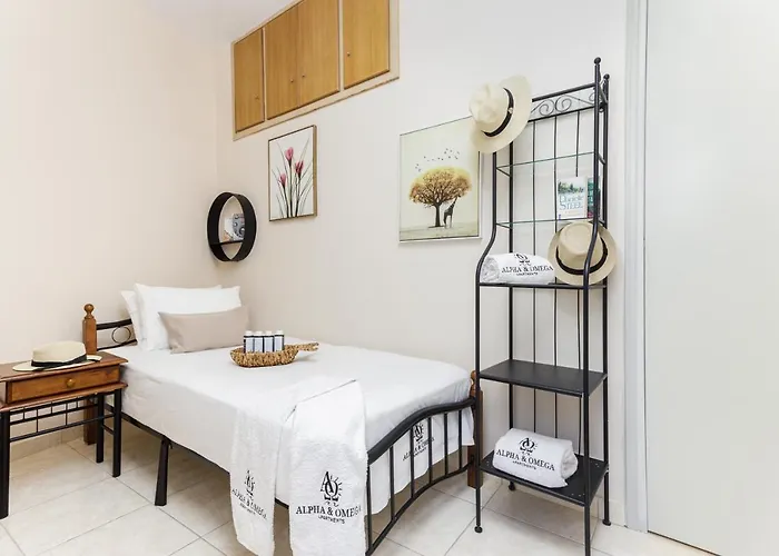 Alpha & Omega Apartment